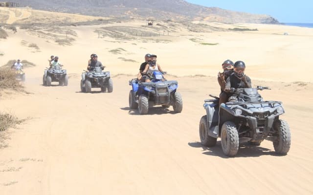 Excursion plage et désert à Los Cabos en quad automatique avec dégustation de tequila photo 2