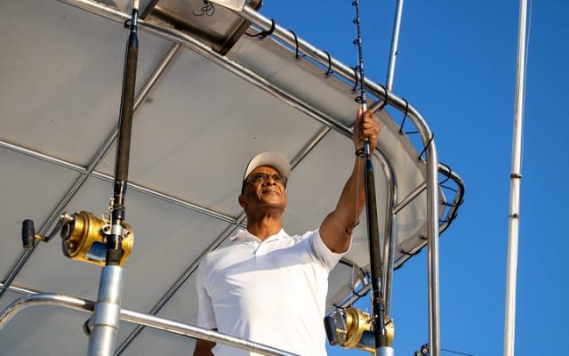 Charter privado de pesca y snorkel (hasta 12 pax) photo 2