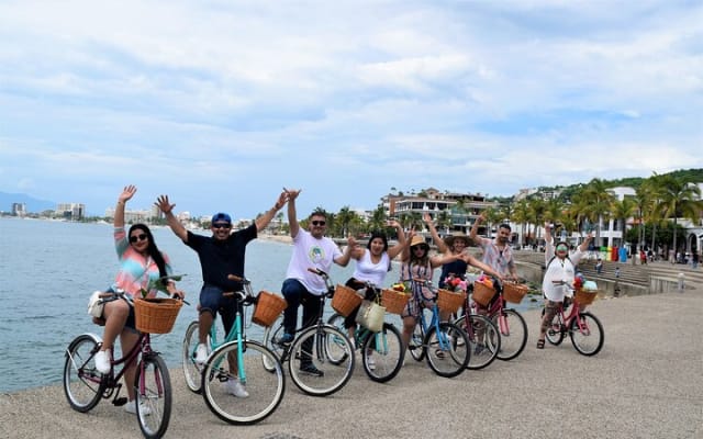 Private Bike City Tour with Photo Session in Puerto Vallarta photo 6