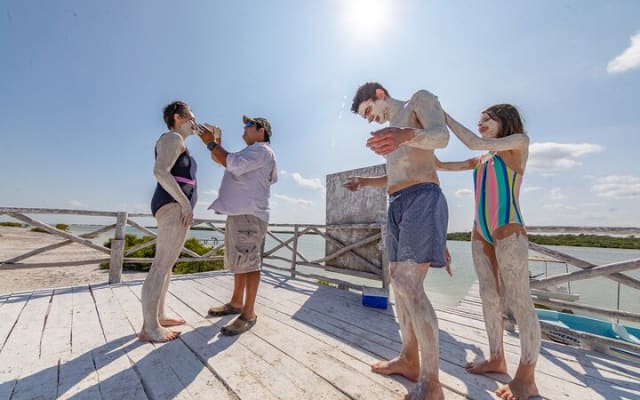 Pink Lagoons Las Coloradas & Rio Lagartos Boat Tour from Tulum photo 4