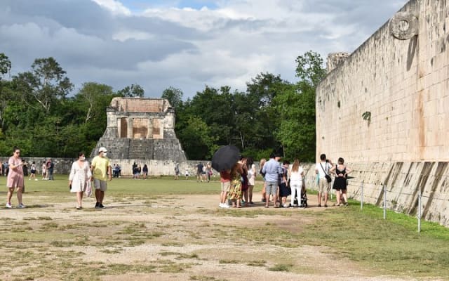 Discover Chichén Itzá & Cenote. Lunch and transport included photo 4