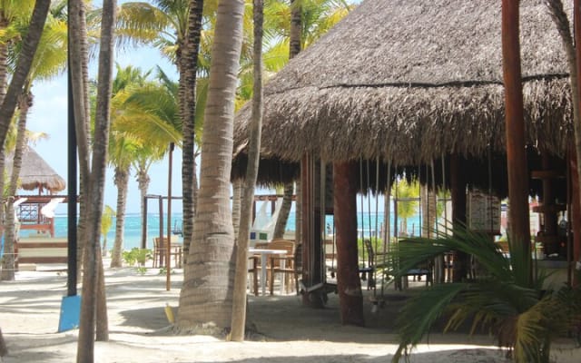 Beach Club Brunch with beautiful views of the Caribbean Sea photo 8