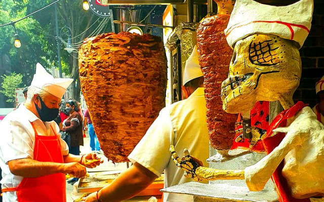 Flavors of Mexico City: A Tasty Urban Expedition