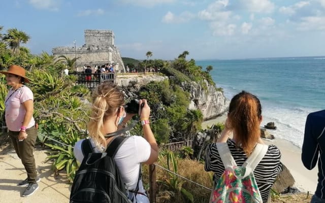 Sightseeing Tour of Tulum Ruins National Park. photo 8