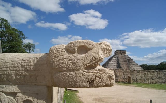 Tour Chichen Itza, Cenote Chichikan & Valladolid from Tulum photo 10