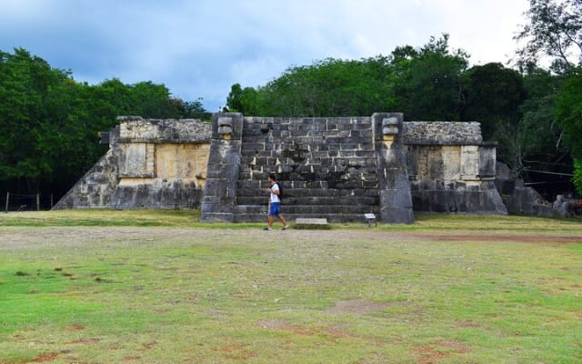 Chichen Itza Aventure: Explore the ruins, 2 cenotes & Valladolid photo 3