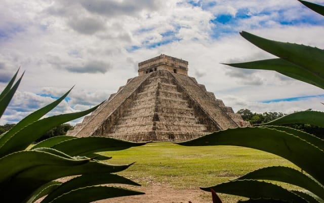 Chichen Itza, Cenote and Valladolid Small Group Day Trip photo 2