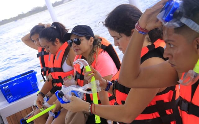 Snorkel in the beautiful reef of Puerto Morelos with transport photo 11