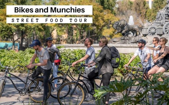 Street Food Tour with Friends