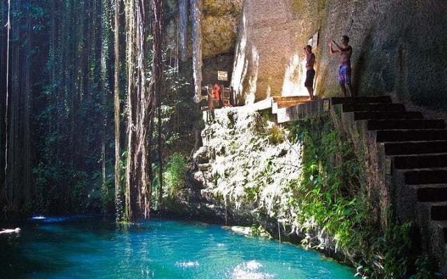Tour to Chichen Itza with Cenote Ikkil photo 6