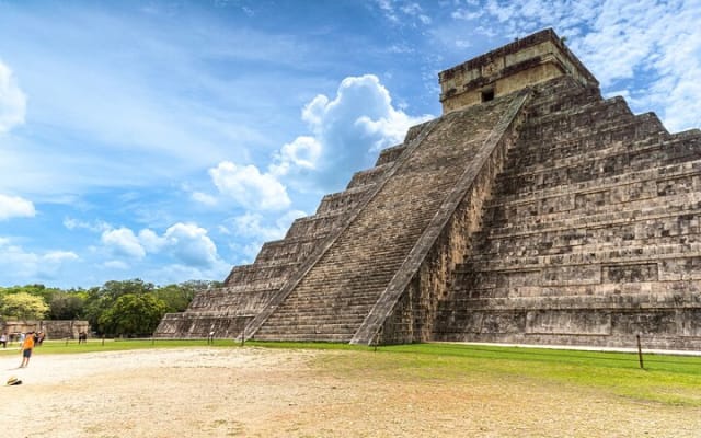 Chichen Itza & Ekbalam Tour with Cenote photo 3