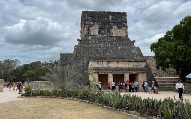 Chichen Itza Deluxe from Riviera Maya photo 5