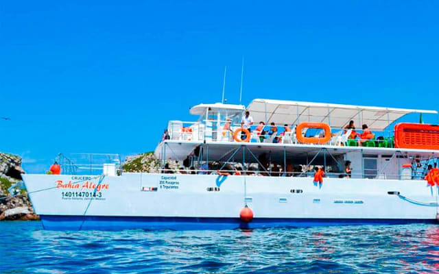 Islas Marietas Experience! Catamaran Nature Trip photo 11