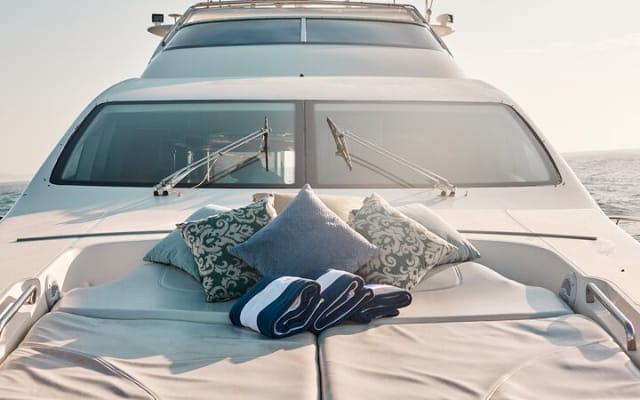 Heather Nikki 80 ft Italian Azimut Yacht Rental