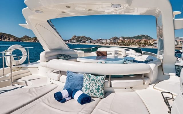 Renta del yate italiano Azimut de 80 pies Heather Nikki photo 4