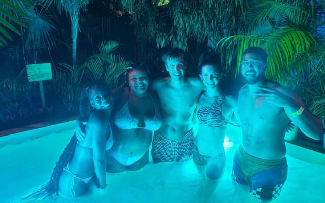 Social PubCrawl Playa del Carmen photo 7