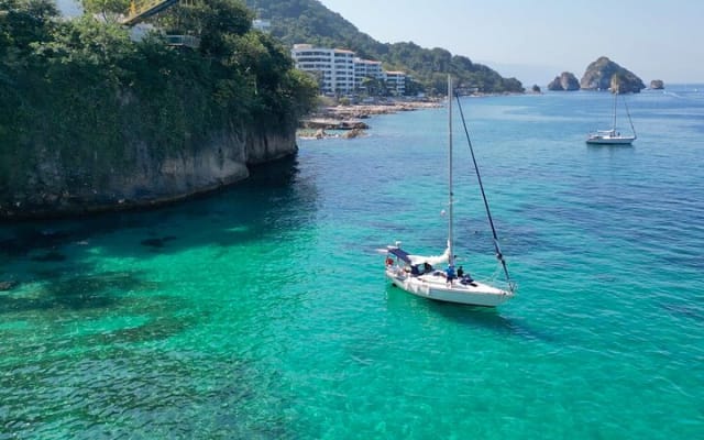 Full-Day Private Sailing Cruise Puerto Vallarta with Snorkeling