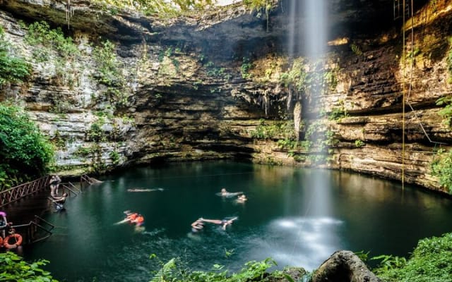 Chichen Itza Cenote: Inclusive Tour with Lunch, Snacks, & Drinks photo 9