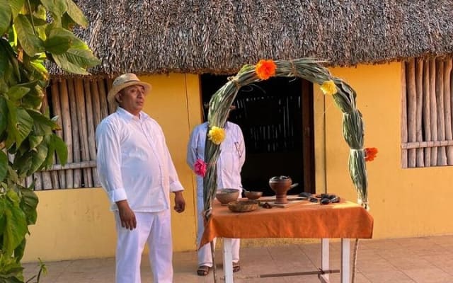 Chichen Itza Cenote: Inclusive Tour with Lunch, Snacks, & Drinks photo 15