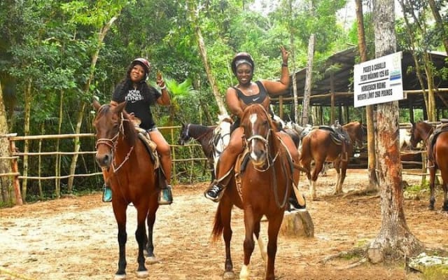 Half Day Horseback Riding Adventure with Cenotes in the Jungle photo 2