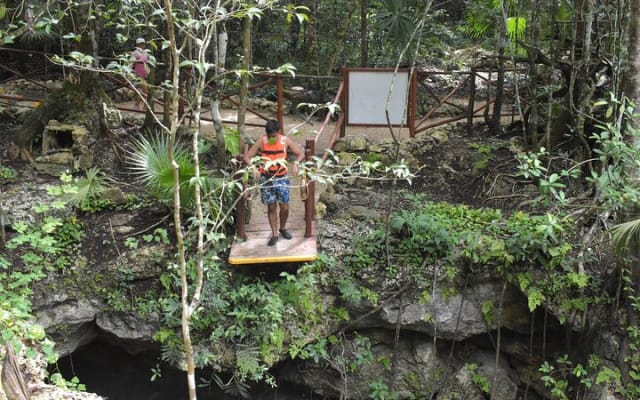 Amazing adventure in 3 cenotes with transportation photo 11