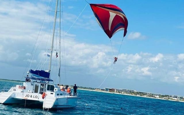 Catamaran Cruise in Riviera Maya With Snorkeling & Beach Club photo 8