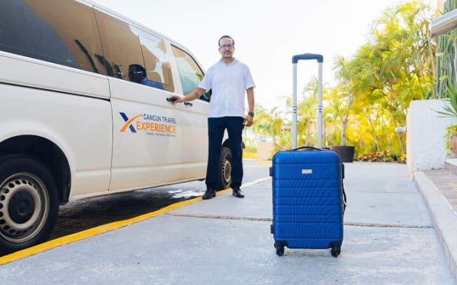 Private Cancun Airport (CUN) Transportation to/from Tulum photo 6