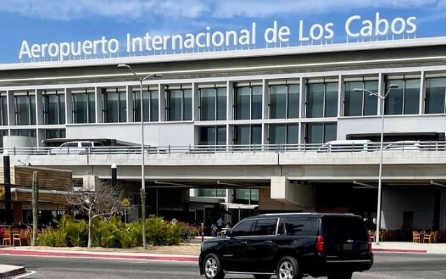 Cabo Airport Private SUV To Cabo Area Resorts OneWay