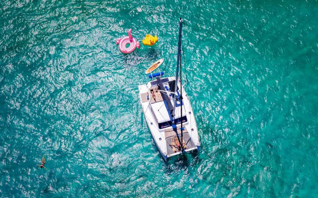 Tulum: Luxury Sail & Snorkel – All Inclusive 34' Catamaran photo 3