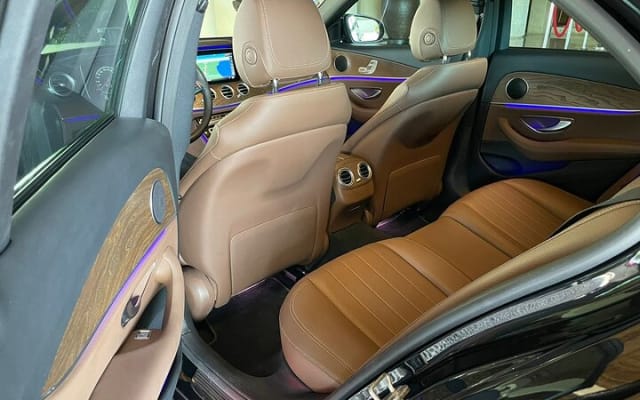 Luxury Business Sedan –Riviera Maya-Cancun Airport photo 11