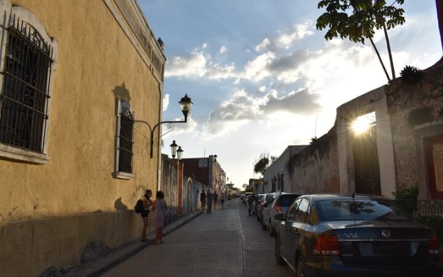 Discover the Maya ancient city Chichen Itza & 2 cenotes included photo 13