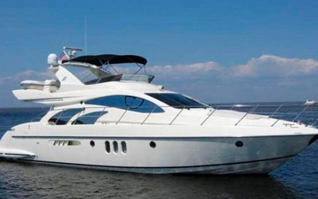 Yate de lujo de 58 pies para hasta 20 personas, 4 horas photo 3