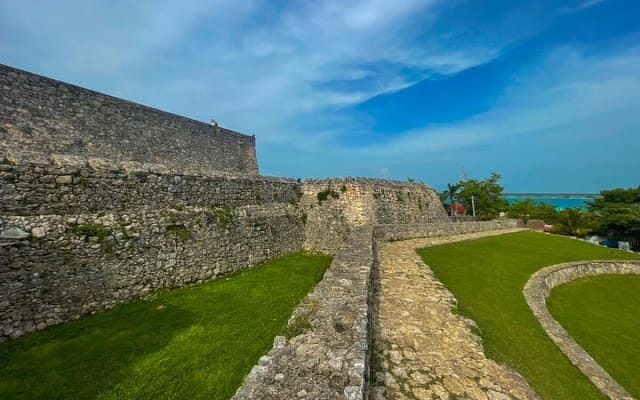 Bacalar Lagoon & Kayak Tour in Club Marmol from Playa del Carmen photo 11
