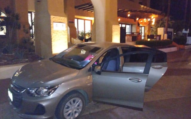 Private Transfer from Todos Santos to Los Cabos Airport photo 10