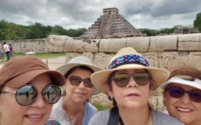 Chichén Itzá Mayan Ruins & Cenote Chichikan Day Trip from Tulum photo 4