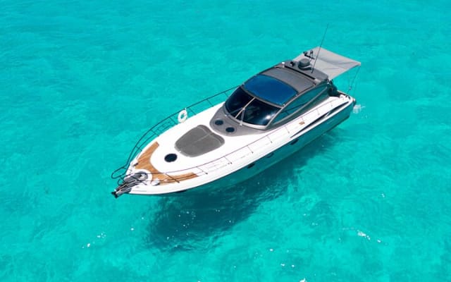 Luxury Private Bachelorette Yacht – 51' Leopard Tulum photo 15