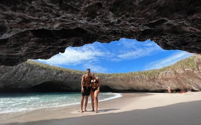 Guaranteed Hidden Beach • Small Group Tour • Punta Mita photo 4