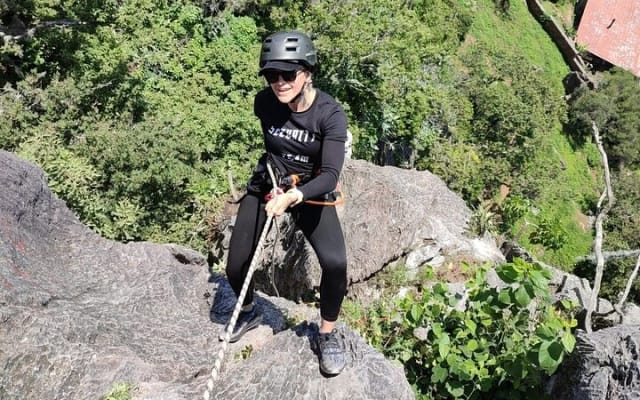 Private Rappelling Experience in Valle de Bravo photo 9