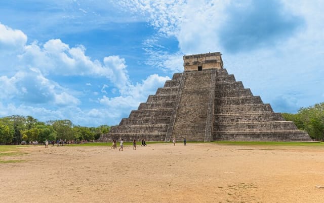 Small group tour to Chichen Itza early access + Cenote + Coba photo 3