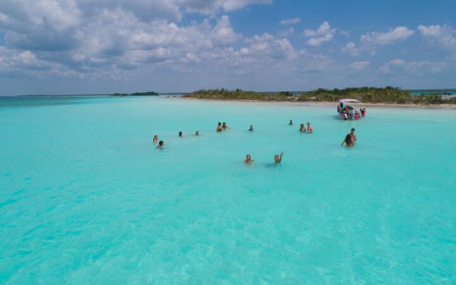 1-Day Tour to Bacalar with Kayaking, Marmol Beach Club and Cenote photo 9