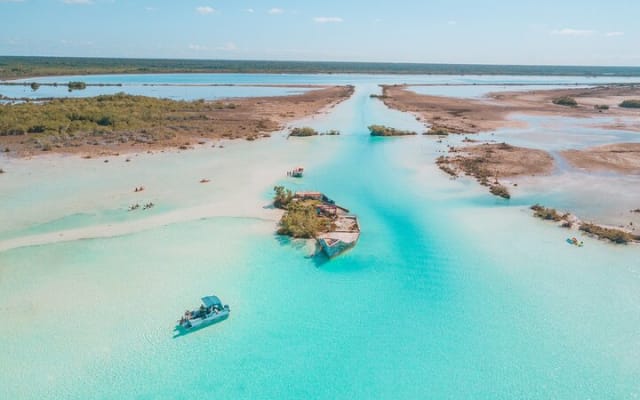 1-Day Tour to Bacalar with Kayaking, Marmol Beach Club and Cenote photo 12