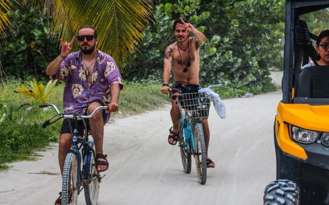 Fall in love with the Holbox island tour, Punta Mosquito & lunch. photo 12