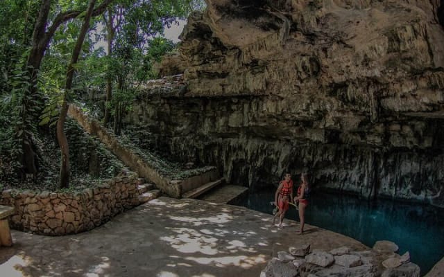 Private tour Uxmal Ruins & Cenotes Hacienda Mucuyche photo 7