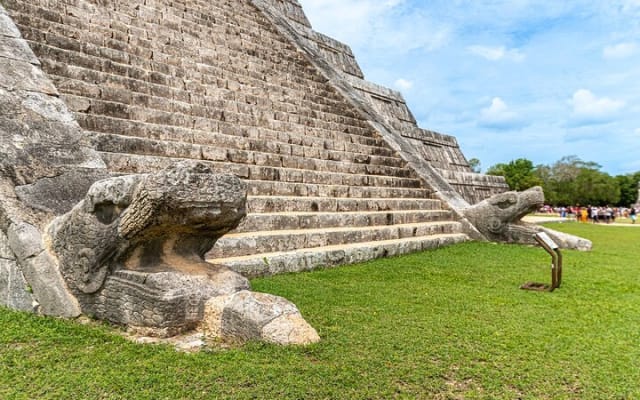 Small-Group Tour of Chichen Itza and Ekbalam Ruins with Cenote photo 6
