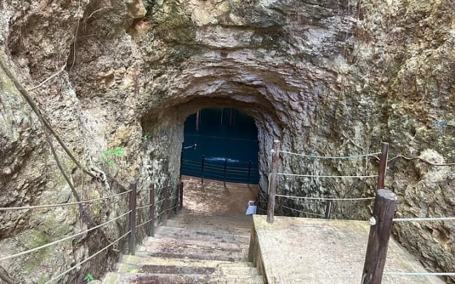 Small-Group Tour of Chichen Itza and Ekbalam Ruins with Cenote photo 12