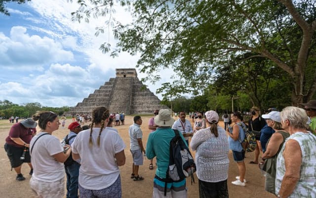 Chichén Itzá all inclusive: cenote, Valladolid, drink and lunch photo 6