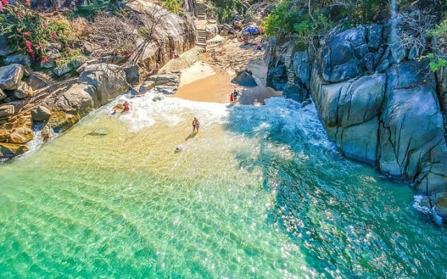 Coastal and Jungle Hiking Tour along 6 Beaches of Puerto Vallarta