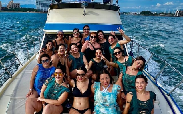 Puerto Vallarta Private Yacht Adventure 5 hours + 1 hour Free photo 11