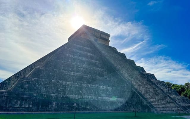 Chichen Itza Early Access Private Tour with Buffet Lunch photo 14