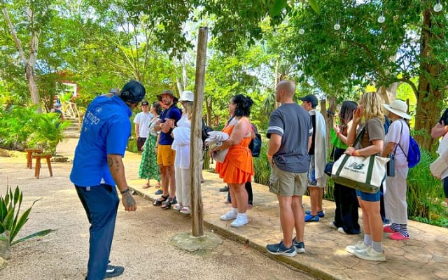 Chichen Itza, Valladolid & Cenote Private Tour with Buffet Lunch photo 7